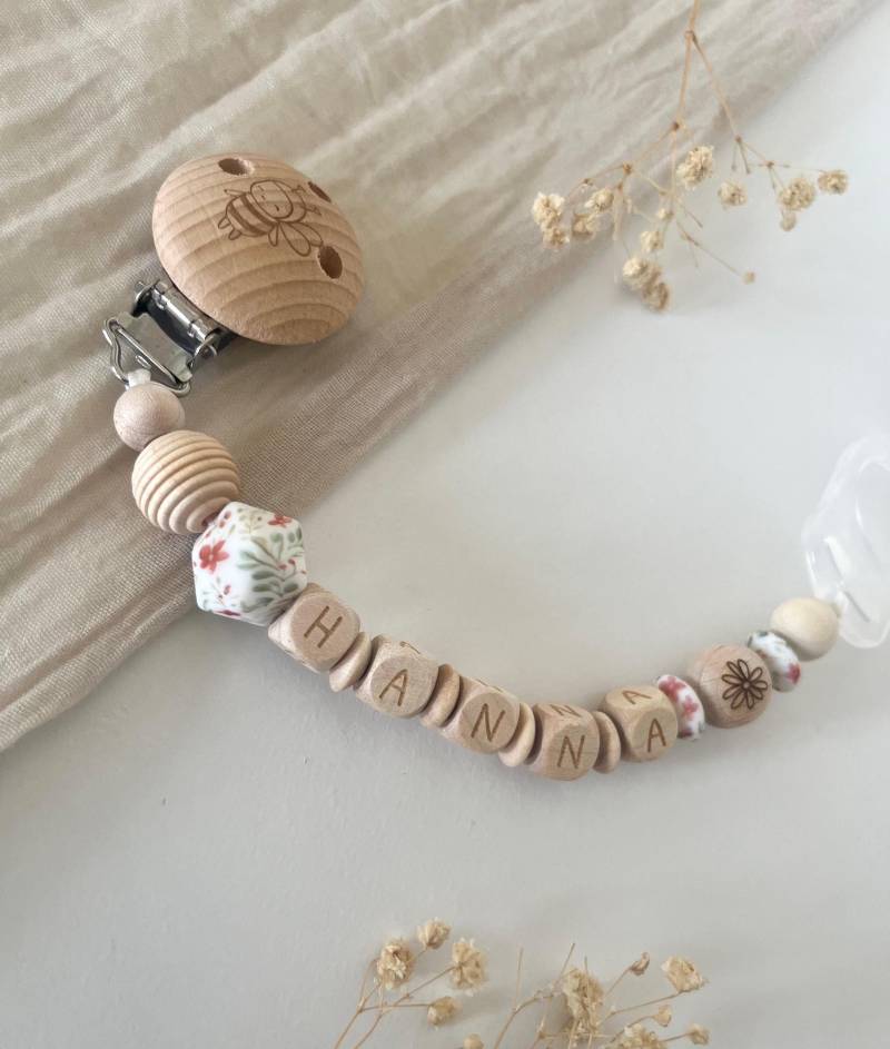 Personalisierte Schnullerkette | Mädchen Blume Blumenmuster von Etsy - littlewonder1996