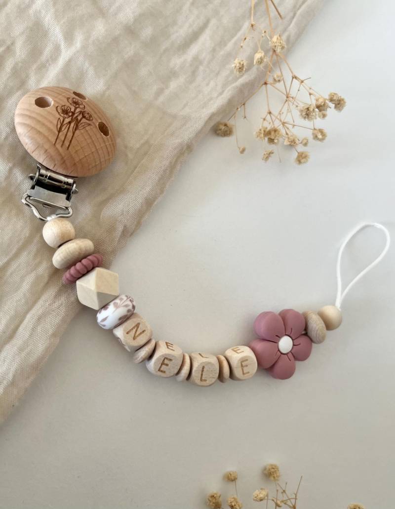 Personalisierte Schnullerkette | Mädchen Blumen von Etsy - littlewonder1996
