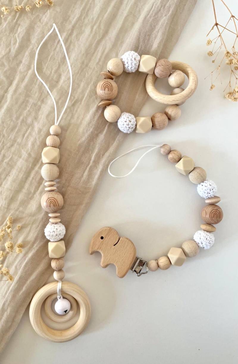 Set | Mädchen Junge Beige| Regenbogen Schnullerkette Greifling von Etsy - littlewonder1996