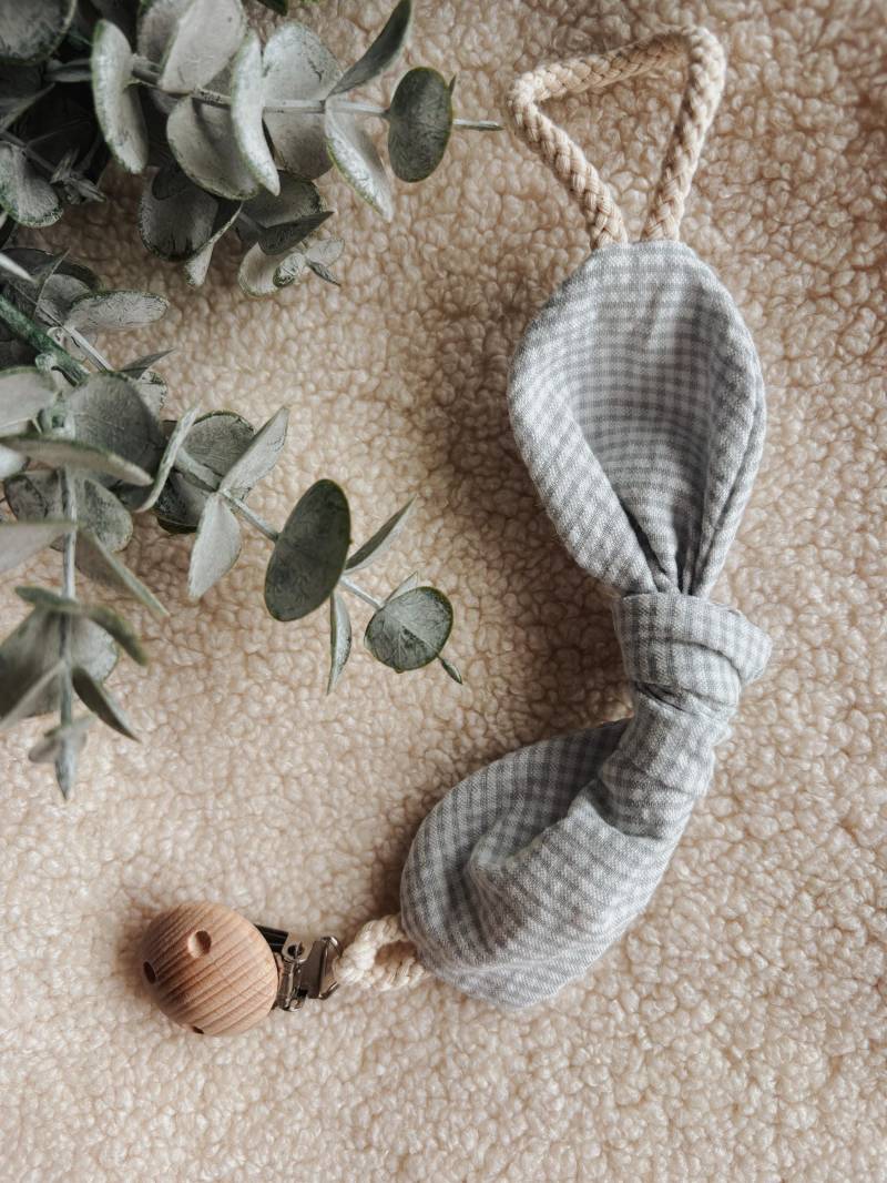 Schnullerkette Aus Bio Baumwolle | Süßes Schnullerband Karo Gingham Perfektes Geschenk Zur Geburt Schnullerkette Aus Bio Baumwolle | Süßes Schnullerband Karo Gingham Perfektes Geschenk Zur Geburt von Etsy - livundleni