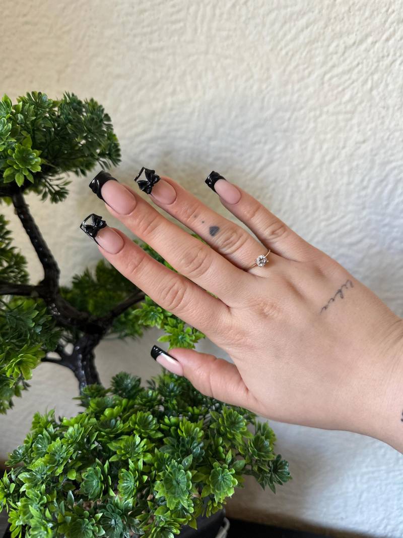 Press On Nails | Black 10 Stück von Etsy - luxurynailsbylara