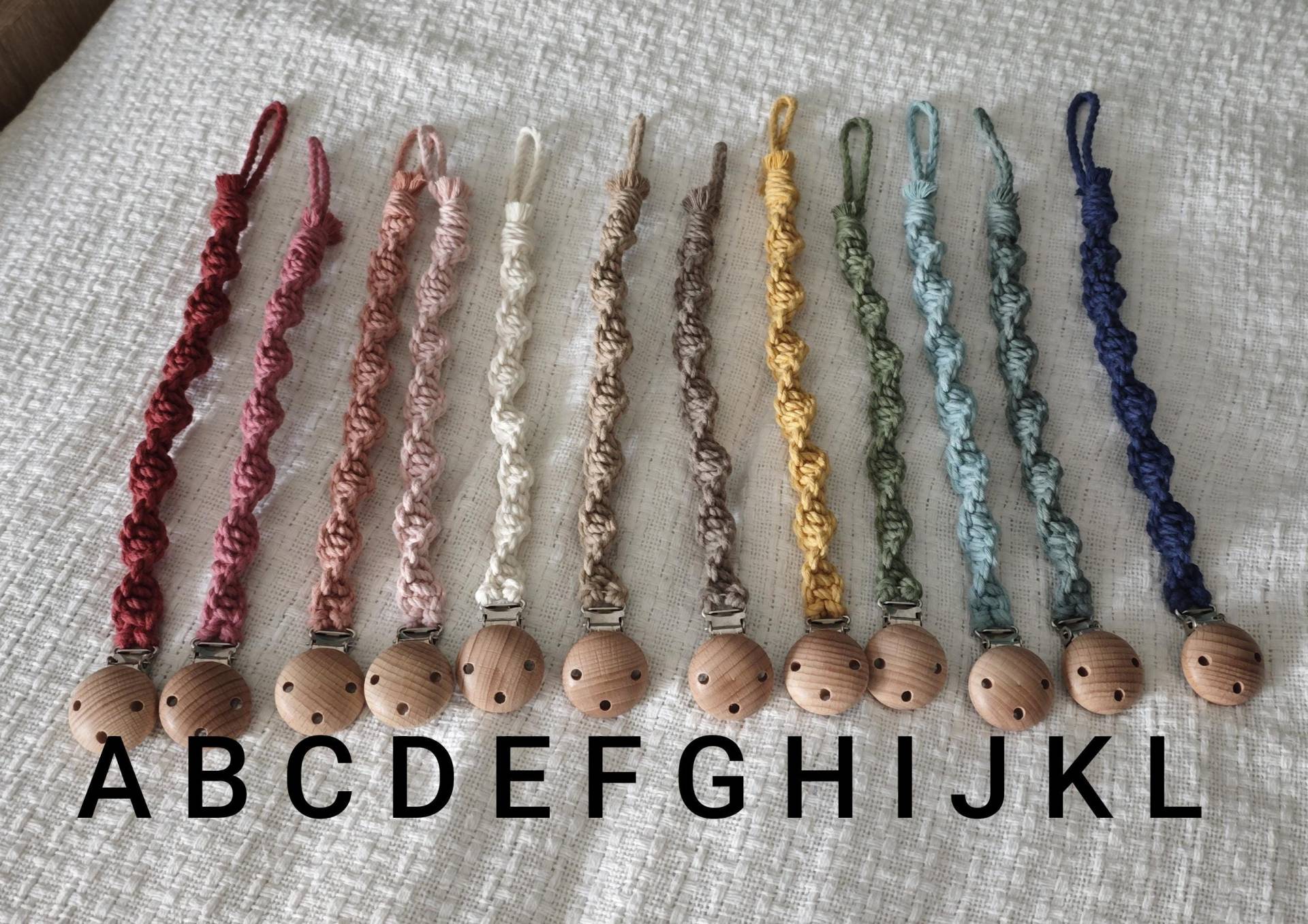 Makramee - Schnullerkette ~Ariane~; Mit Adapter Erhältlich, Spiral Makramee - Schnullerkette ~Ariane~; Mit Adapter Erhältlich, Spiral von Etsy - macralie