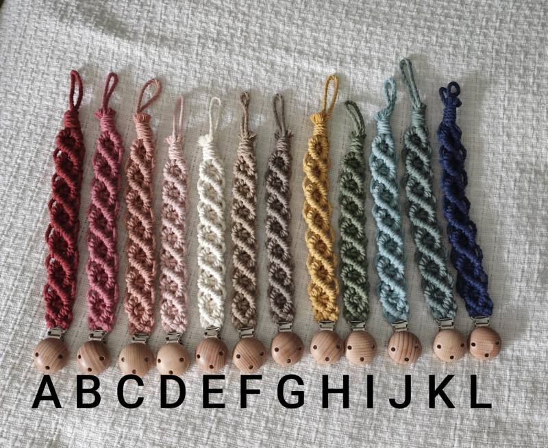 Makramee - Schnullerkette ~Levi~; Mit Adapter Erhältlich, Diamond von Etsy - macralie