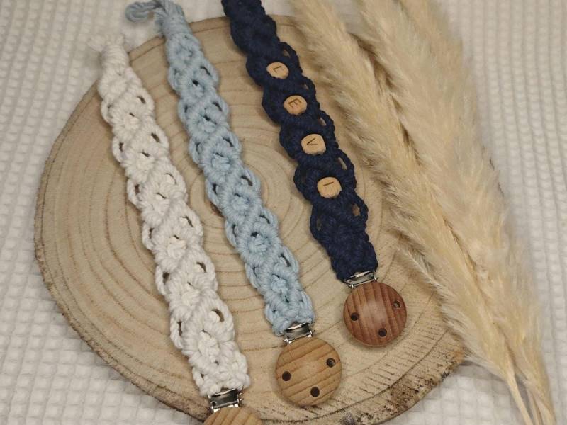 Makramee - Schnullerkette ~Levi~ Personalisierbar, Mit Adapter Erhältlich, Diamond von Etsy - macralie