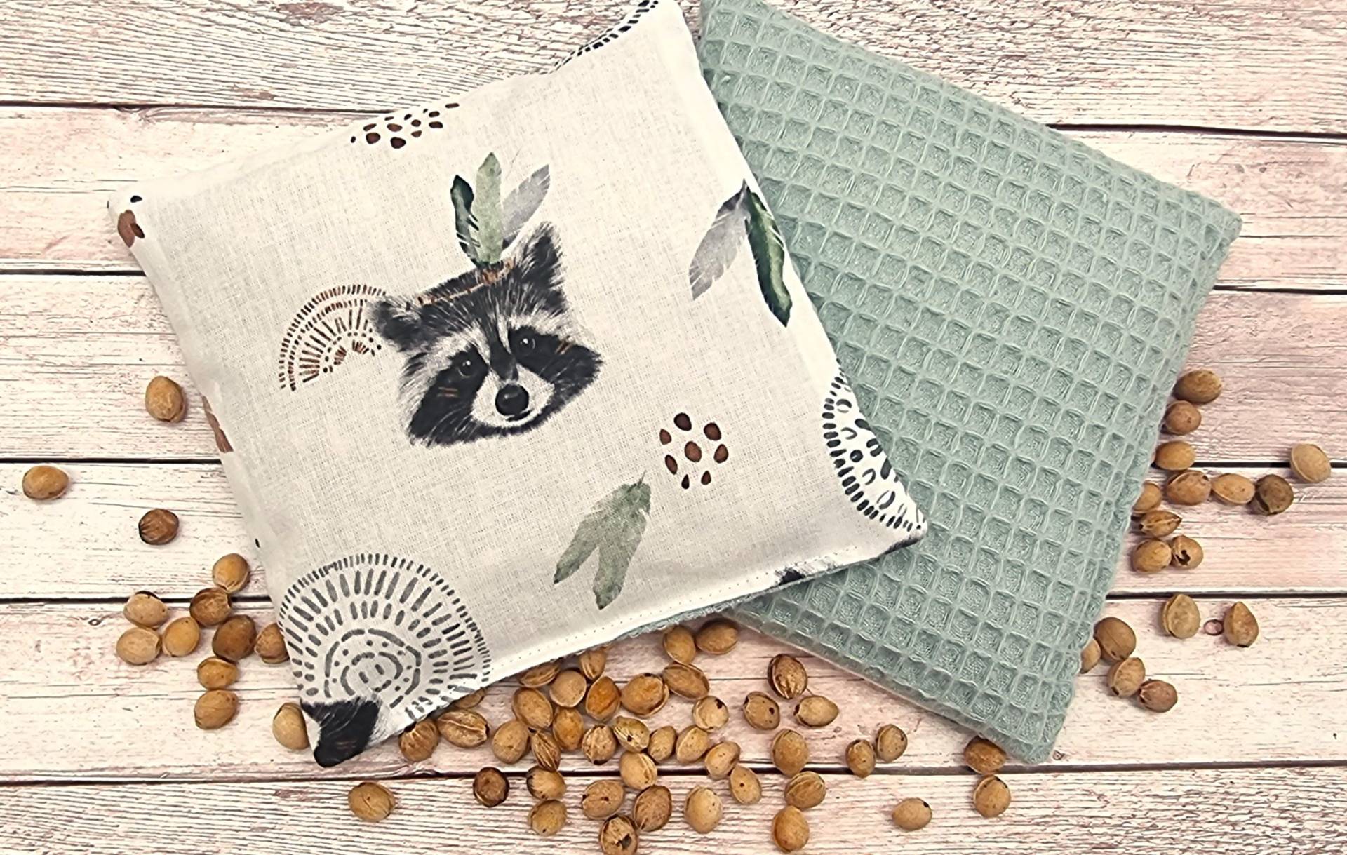 Kirschkernkissen Personalisiert/Geburtsgeschenk Für Kinder, Wärmekissen 14x14cm/Geschenk Zur Taufe Mit Namen/Geschenk Namen, Waschbär Kirschkernkissen Personalisiert/Geburtsgeschenk Für Kinder, Wärmekissen 14x14cm/Geschenk Zur Taufe Mit Namen/Geschenk Namen, Waschbär von Etsy - madebyJarka