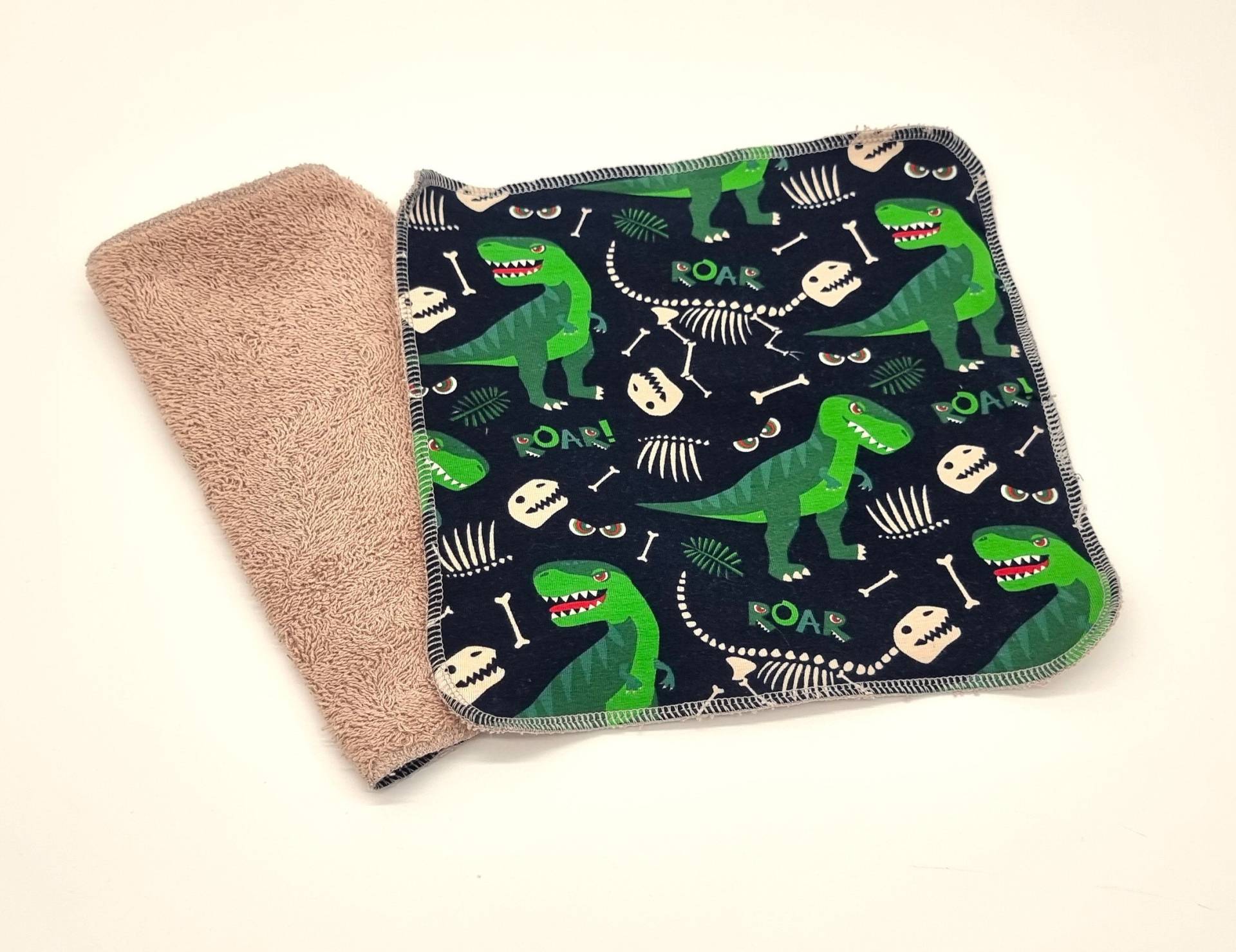 Waschlappen 23x23cm Für Babys Und Kinder Mit Namen " Dinosaurier" Babywaschlappen, Baby, Kind, Baden, Duschen, Dusche, Geschenk, Hygiene Waschlappen 23x23cm Für Babys Und Kinder Mit Namen " Dinosaurier" Babywaschlappen, Baby, Kind, Baden, Duschen, Dusche, Geschenk, Hygiene von Etsy - madebyJarka