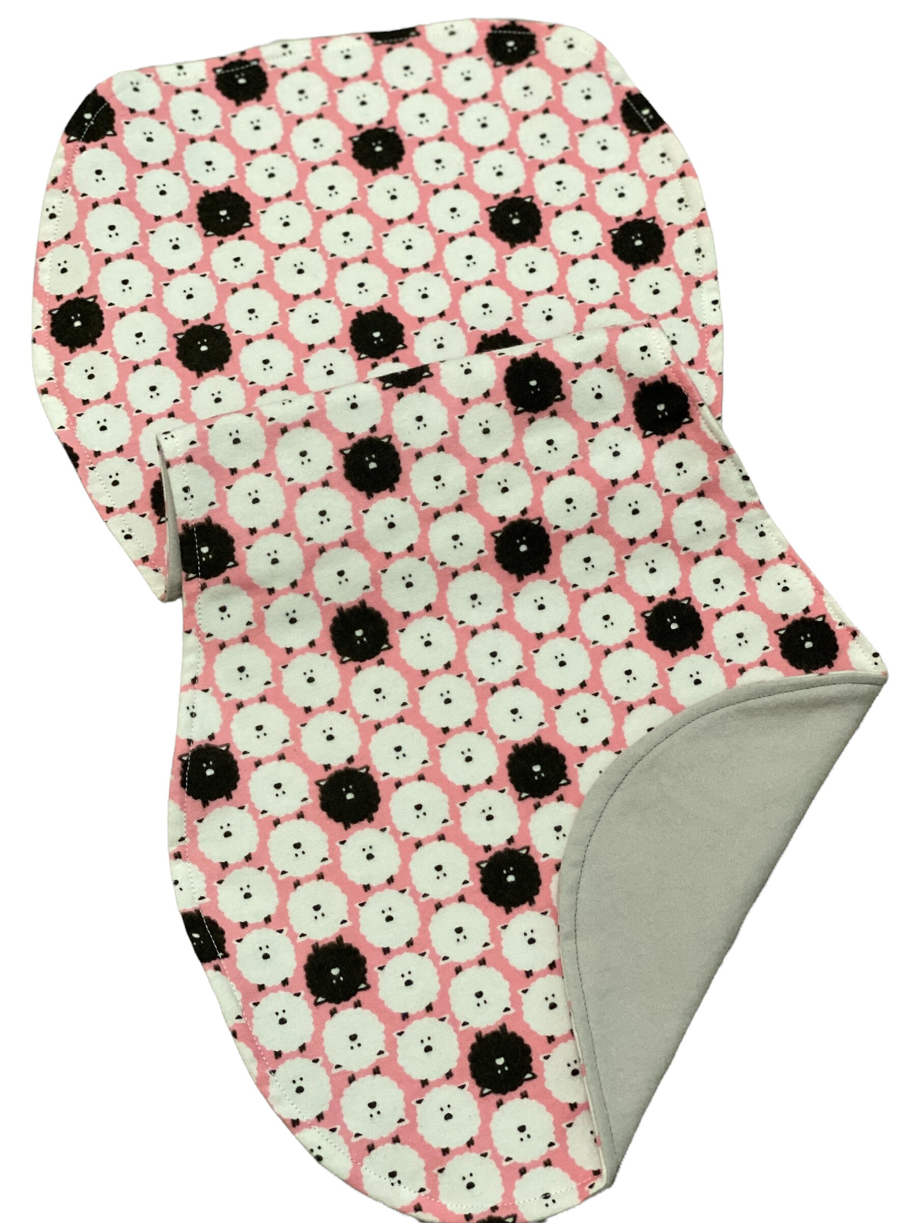 Rosa Und Schwarzes Schaf Spucktuch von Etsy - madelynandbarley