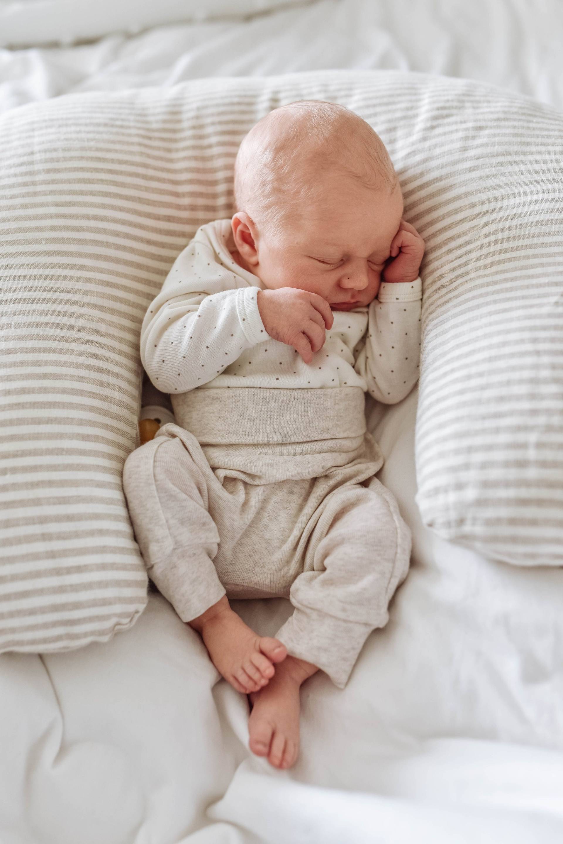 Stillkissenbezug Aus Gestreiftem Leinen, Neutraler Stillkissenbezug, Baby Stützkissen von Etsy - madlywish
