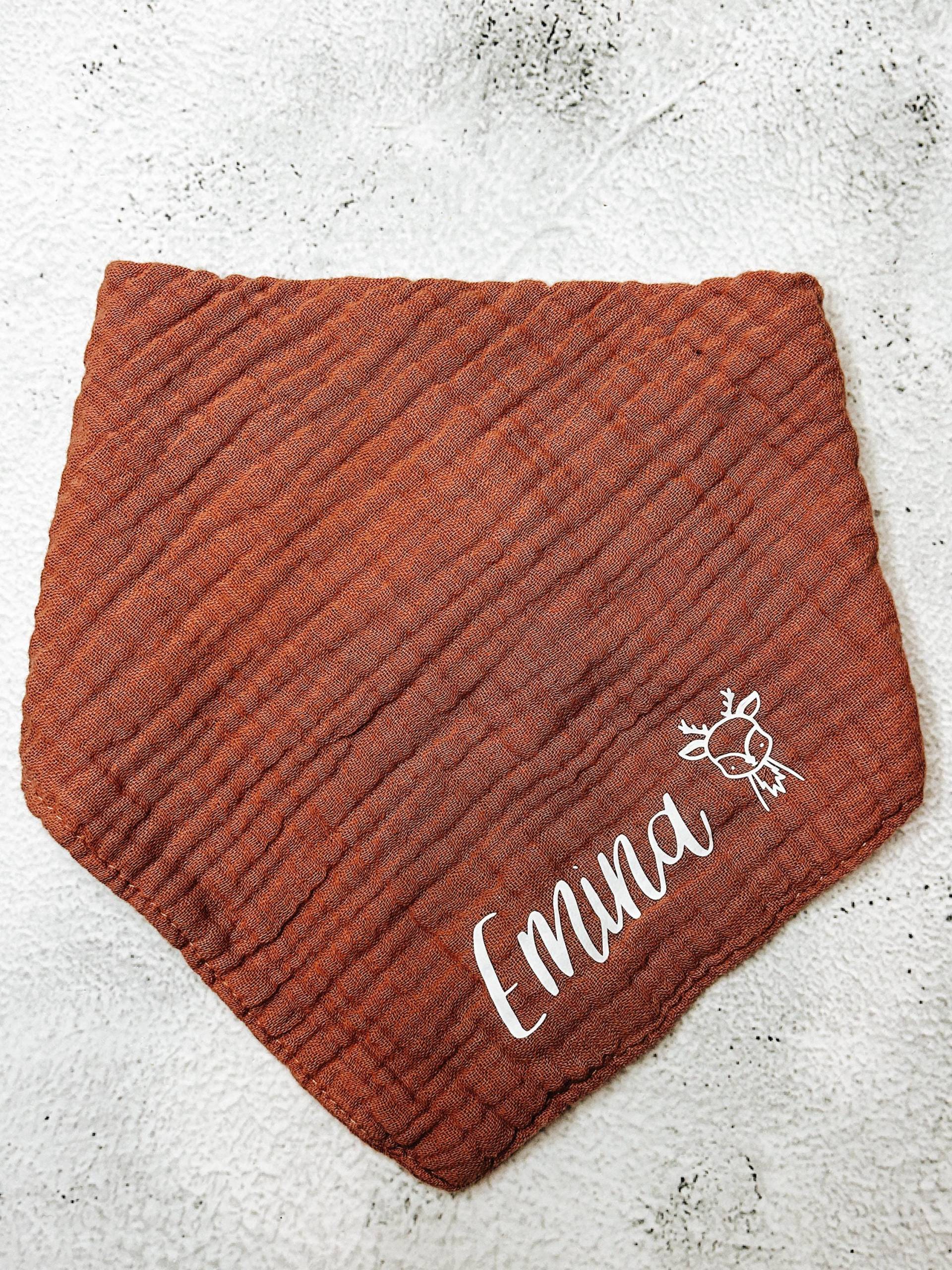 Baby Lätzchen Musselin Mit Name Und Motiv Baby Lätzchen Musselin Mit Name Und Motiv von Etsy - maemira