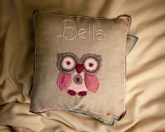 Personalisiertes Kissen Rosa Eule, Eulen Kinderzimmer Thema, Im Babyzimmer, Häkeleule Auf Kissen, Kinderzimmerkissen Personalisiertes Kissen Rosa Eule, Eulen Kinderzimmer Thema, Im Babyzimmer, Häkeleule Auf Kissen, Kinderzimmerkissen von Etsy - malooshi