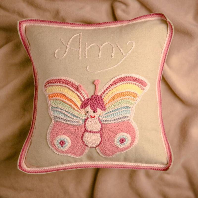 Schmetterling Rosa Kissen, Personalisiertes Kissen Baby Geschenk, Häkelkissen, Liebhaber, Kinderzimmer von Etsy - malooshi