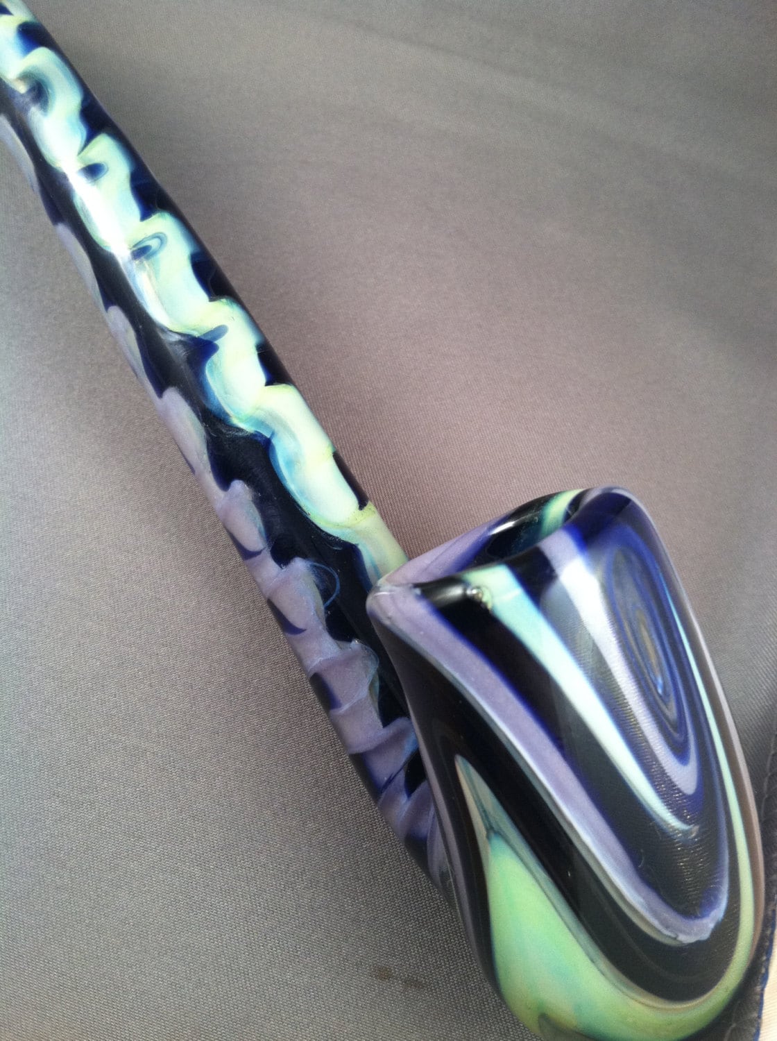 Funktionales Kunstglas - Glyzinie Slyme Und Kobalt Gandalf Pfeife Funktionales Kunstglas - Glyzinie Slyme Und Kobalt Gandalf Pfeife von Etsy - mandingojunction