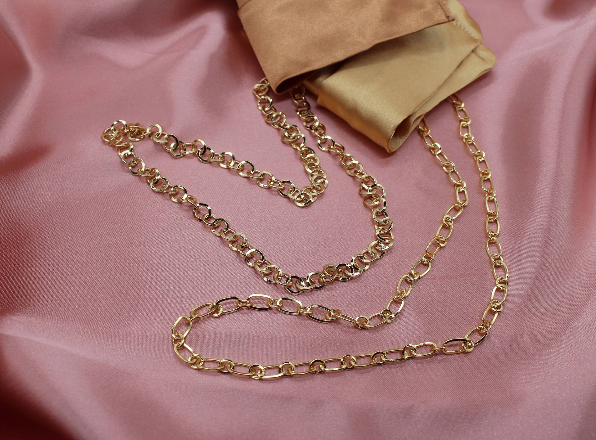 Maskenketten, Brillenketten, Brillenhalter, 24Kt Vergoldete Halskette, Valentinstagsgeschenke Unter 20, Sonnenbrillen Maskenketten, Brillenketten, Brillenhalter, 24Kt Vergoldete Halskette, Valentinstagsgeschenke Unter 20, Sonnenbrillen von Etsy - masksoflondonstore