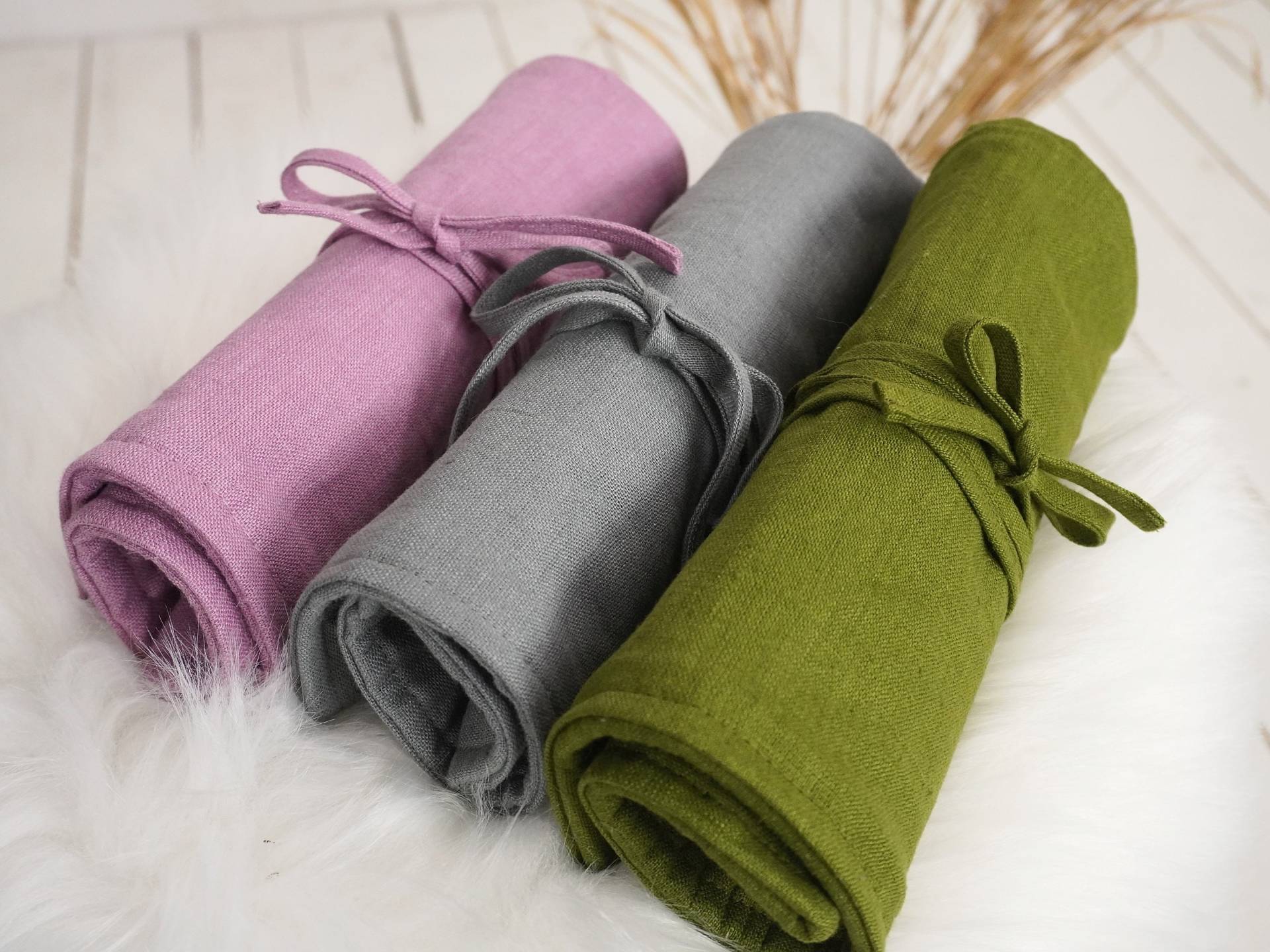 100% Leinen Roll Etui Für Stifte Marker Pinsel Kosmetiktasche Mit Kordel Verschluss Und Fold Over Leinenrolle 100% Leinen Roll Etui Für Stifte Marker Pinsel Kosmetiktasche Mit Kordel Verschluss Und Fold Over Leinenrolle von Etsy - meetraLinen