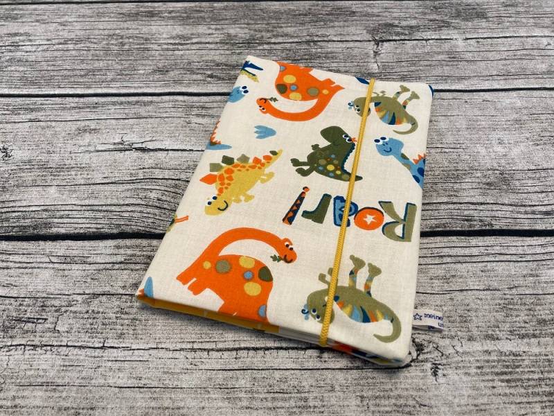 U-Heft Hülle, Untersuchungsheft Hülle in Beige Gelb Mit Dinosauriern U-Heft Hülle, Untersuchungsheft Hülle in Beige Gelb Mit Dinosauriern von Etsy - meineliebstenundich
