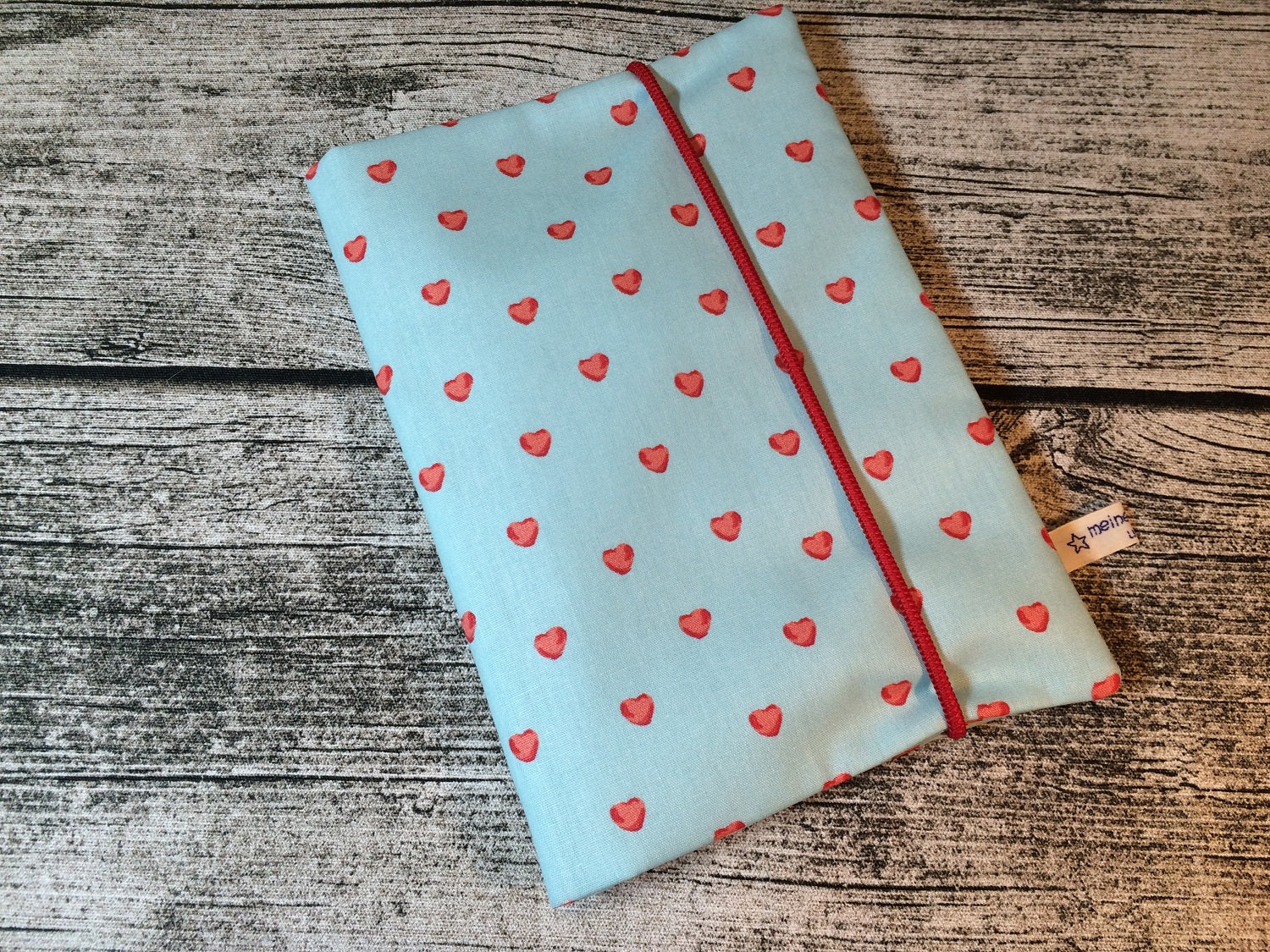 U-Heft Hülle, Untersuchungsheft Hülle in Mint/Rot Mit Kleinen Herzen U-Heft Hülle, Untersuchungsheft Hülle in Mint/Rot Mit Kleinen Herzen von Etsy - meineliebstenundich