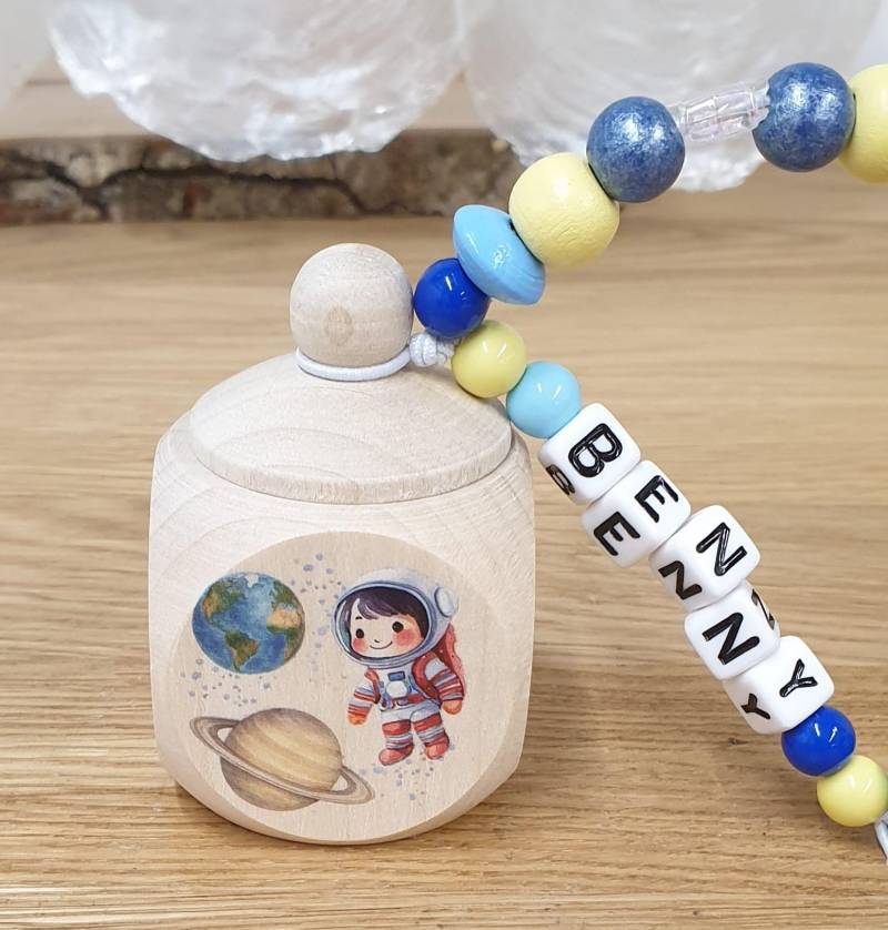 Zahndose Aus Holz Astronaut Im Weltall - Zur Aufbewahrung Der Milchzähne von Etsy - meinkerzenshop