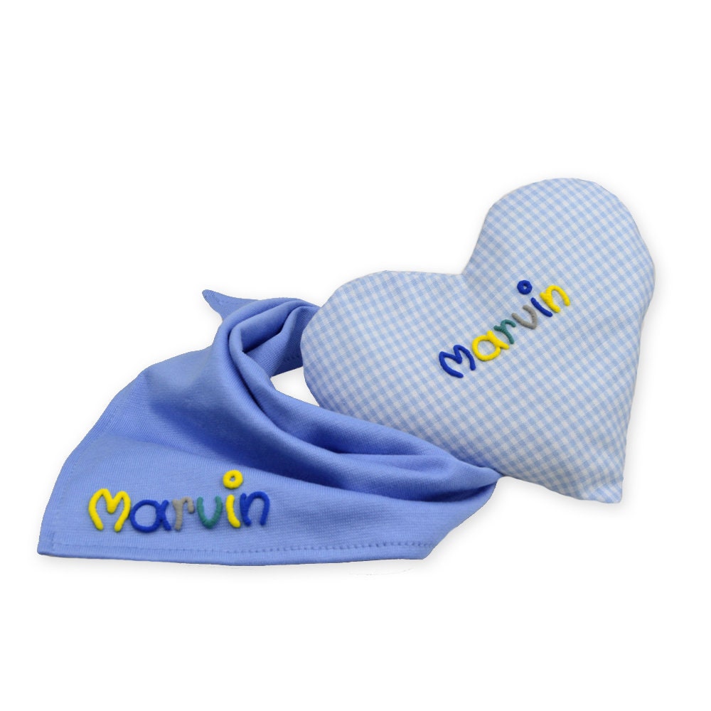 Geschenkset Wärmekissen + Halstuch Unifarben Mit Namen - Personalisiertes Geschenk Für Babys Kinder Rapskissen Herz Und Tuch Rosa Blau Geschenkset Wärmekissen + Halstuch Unifarben Mit Namen - Personalisiertes Geschenk Für Babys Kinder Rapskissen Herz Und Tuch Rosa Blau von Etsy - meinnameManufaktur