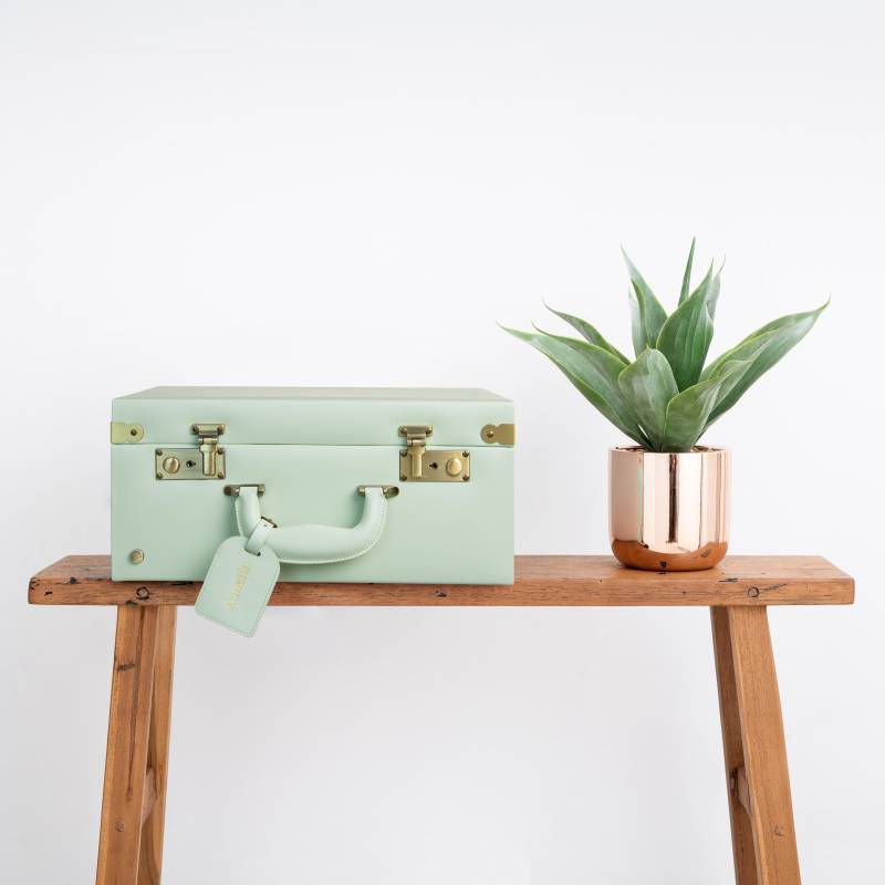 Erinnerungsbox | Salbeigrün Erinnerungskoffer Taufgeschenk Erste Geburtstagsgeschenk Neues Baby Geschenk Vintage Kinderzimmer Dekor von Etsy - meminio