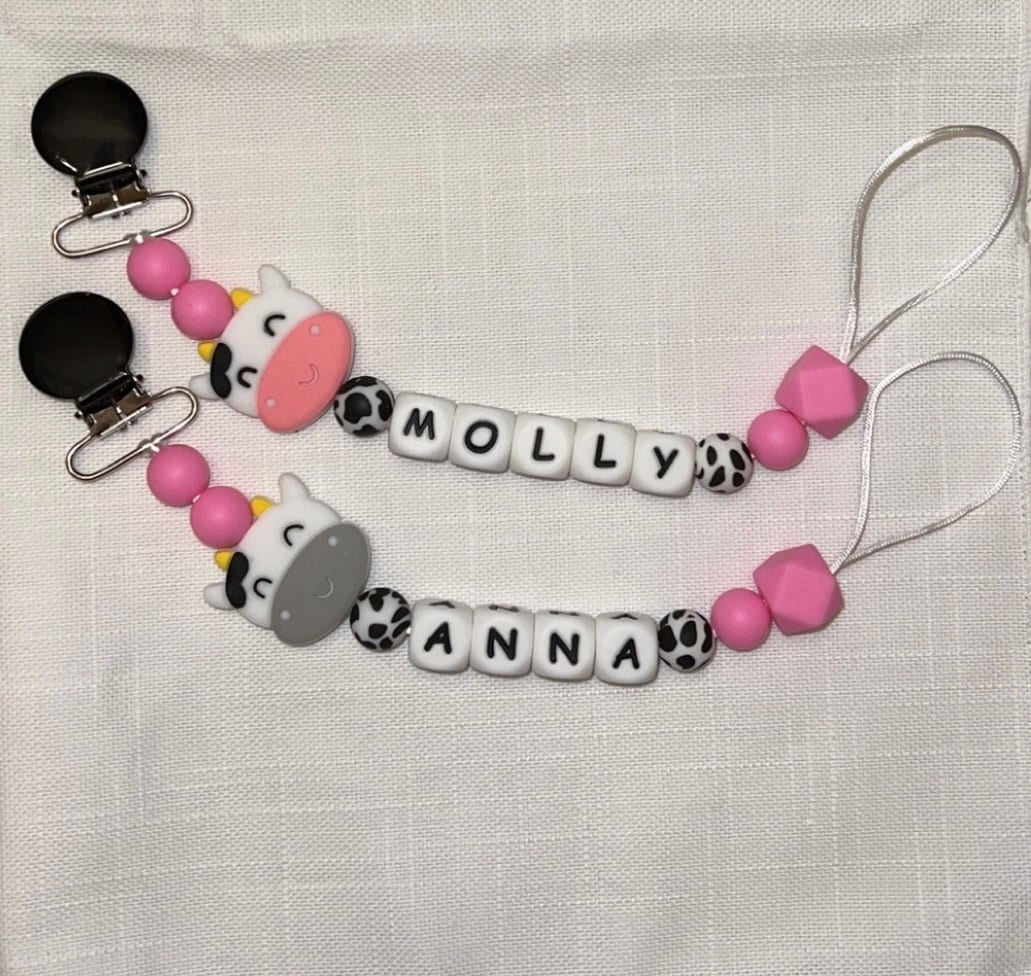 Personalisierte Schnullerkette - Kuh Personalisierte Schnullerkette - Kuh von Etsy - miascraftymom