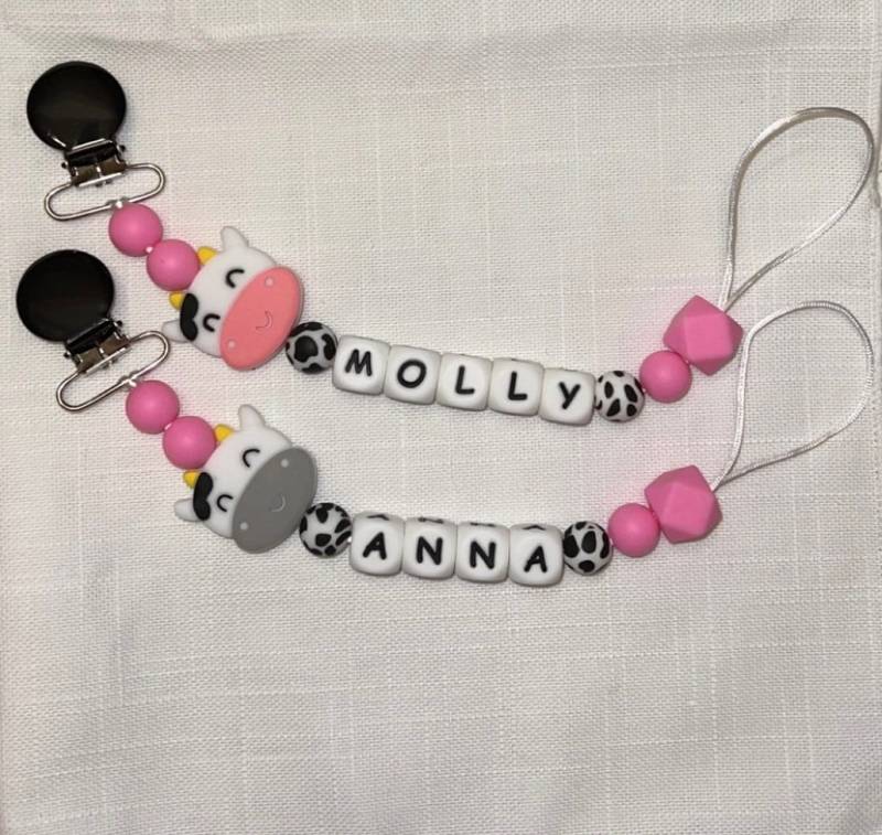 Personalisierte Schnullerkette - Kuh von Etsy - miascraftymom