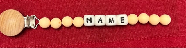 Personalisierter Paci Clip - Brauntöne von Etsy - miascraftymom