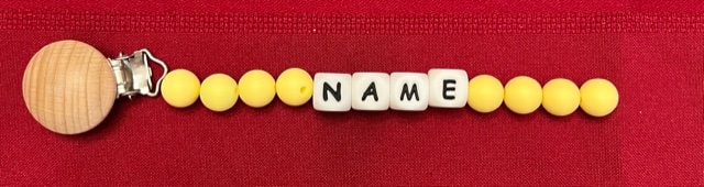 Personalisierter Paci Clip - Schattierungen Von Gelb Und Orange von Etsy - miascraftymom