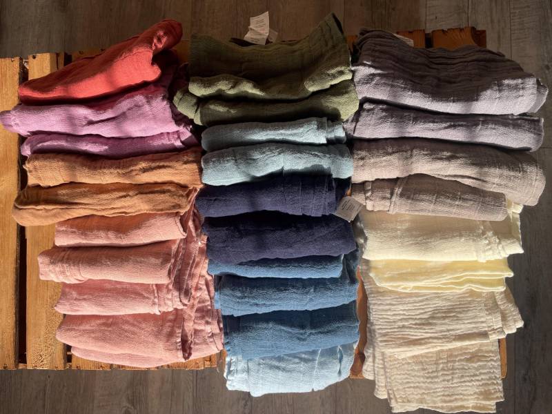Großes Paket 18 X Musselin Tücher Organic Baumwolle Babytücher Wickeltücher Stilltücher Halstücher Zum Weiterverarbeiten Großes Paket 18 X Musselin Tücher Organic Baumwolle Babytücher Wickeltücher Stilltücher Halstücher Zum Weiterverarbeiten von Etsy - miniberliner