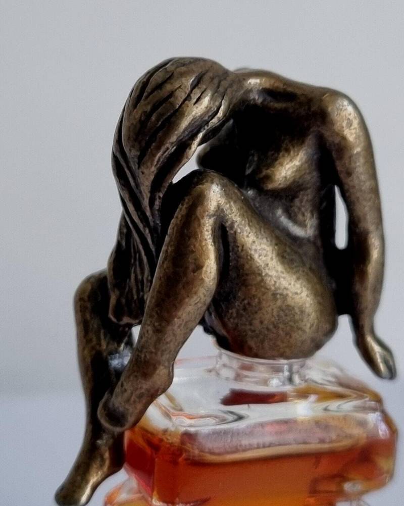 Art Gallery Bronze Musing Awakening Submision Giliberti Michel Dream Alte Version Rare Parfum Miniatur 4 Ml - Siehe Foto Raritat Vintage Art Gallery Bronze Musing Awakening Submision Giliberti Michel Dream Alte Version Rare Parfum Miniatur 4 Ml - Siehe Foto Raritat Vintage von Etsy - miniperfumes