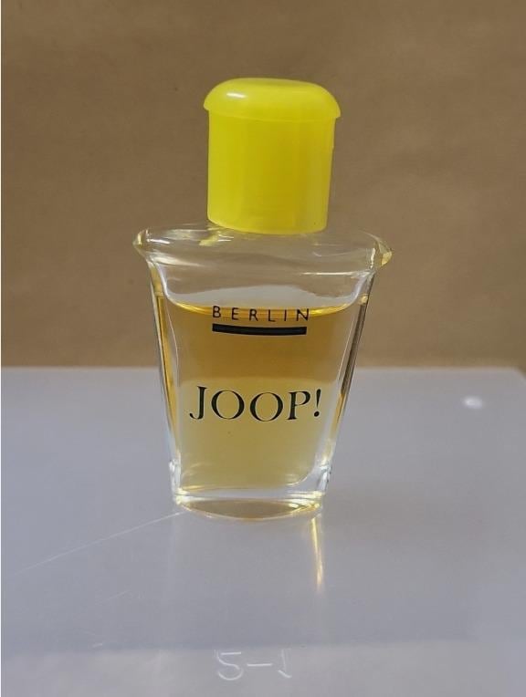 Berlin | 1991 - Eau De Parfum 5 Ml Berlin | 1991 - Eau De Parfum 5 Ml von Etsy - miniperfumes