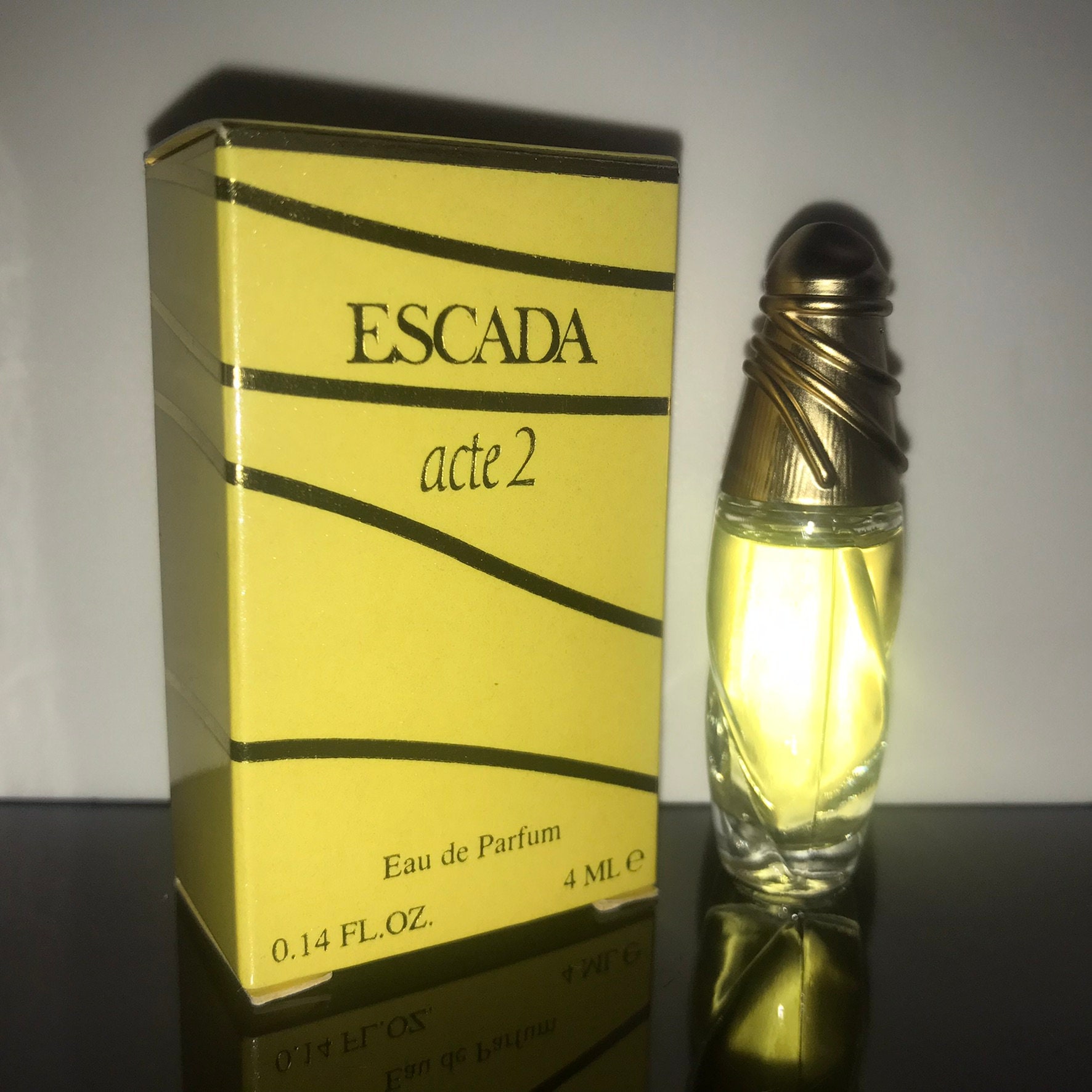 Escada Acte 2 Eau De Parfum 4 Ml Jahr 1995 von Etsy - miniperfumes