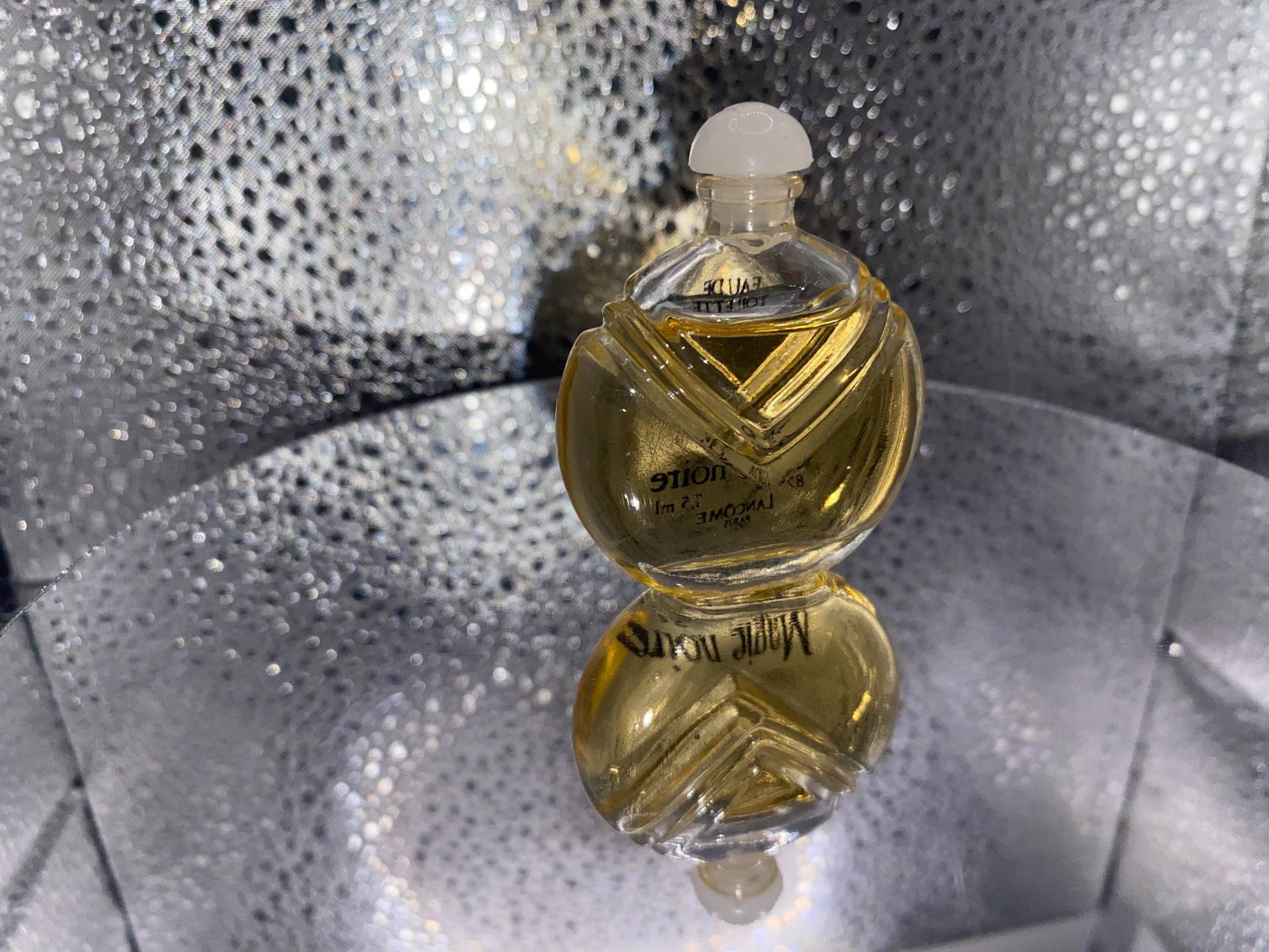 Magie Noire - Eau De Toilette 7, 5 Ml 1978 Eingestellt Erste Version Must Have Original Sehr Gut Geeignet Als Geschenk Für Frau Magie Noire - Eau De Toilette 7, 5 Ml 1978 Eingestellt Erste Version Must Have Original Sehr Gut Geeignet Als Geschenk Für Frau von Etsy - miniperfumes