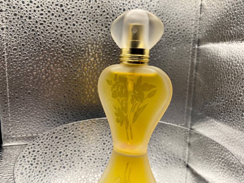 Priscilla Presley Moments - Eau De Parfum 20 Ml Spray Rar, Vintage von Etsy - miniperfumes