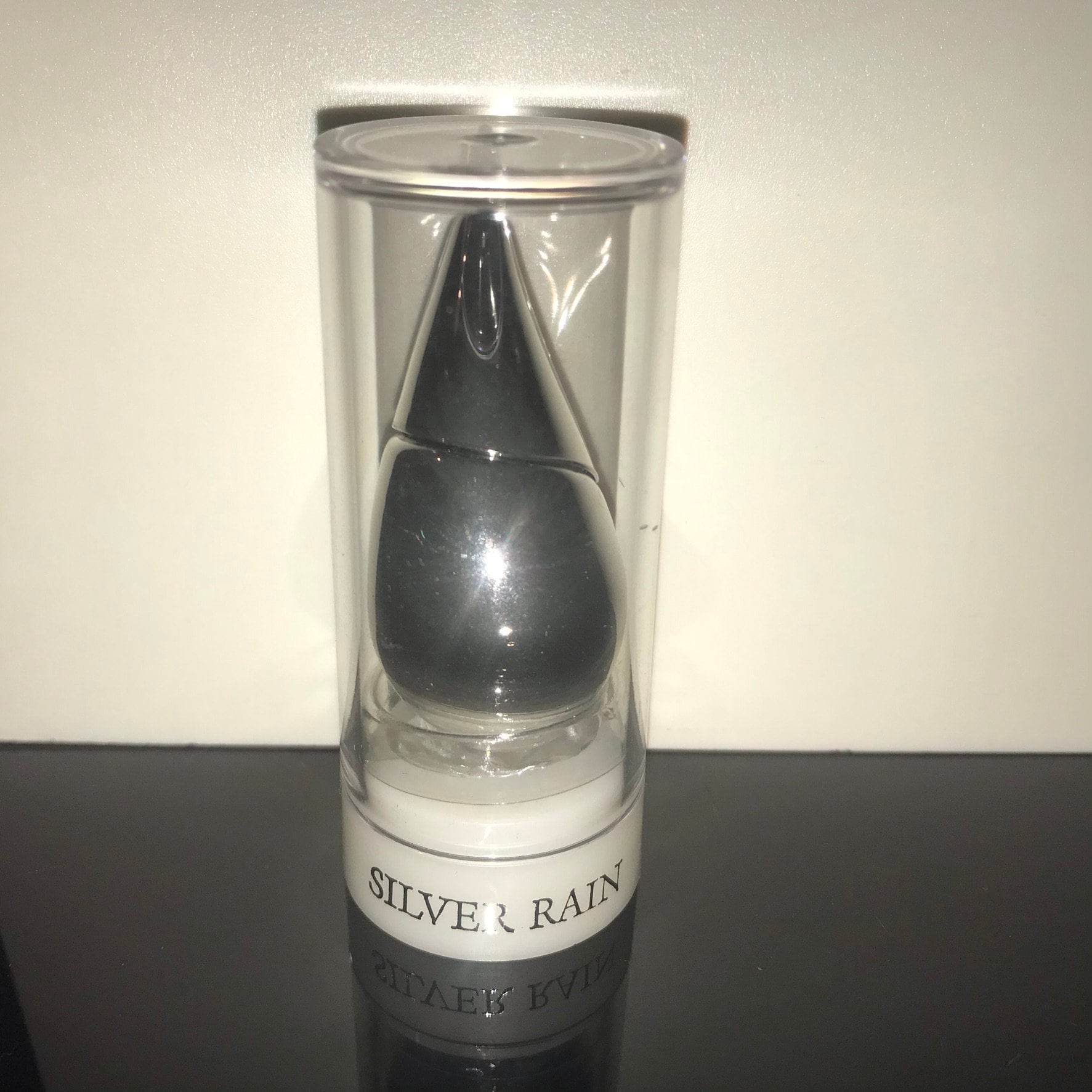 Sammlerparfum Silver Rain - Eau De Parfum 2 Ml Rar Mit Box von Etsy - miniperfumes