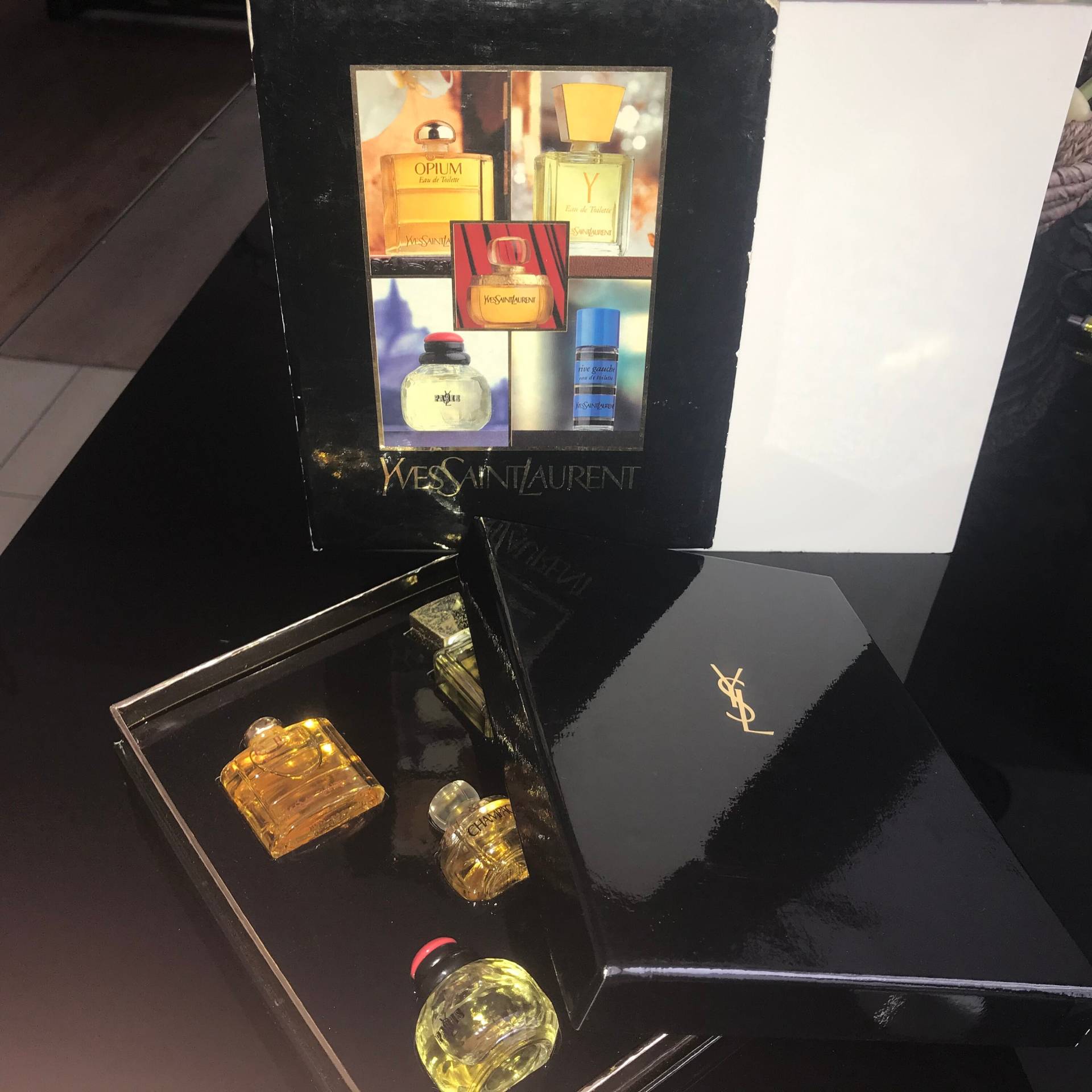 Sammler Parfüm Goldene Geschenk Set - Limited Edition Rarität, Vintage, Original Version 29, 5 Ml Sammler Parfüm Goldene Geschenk Set - Limited Edition Rarität, Vintage, Original Version 29, 5 Ml von Etsy - miniperfumes
