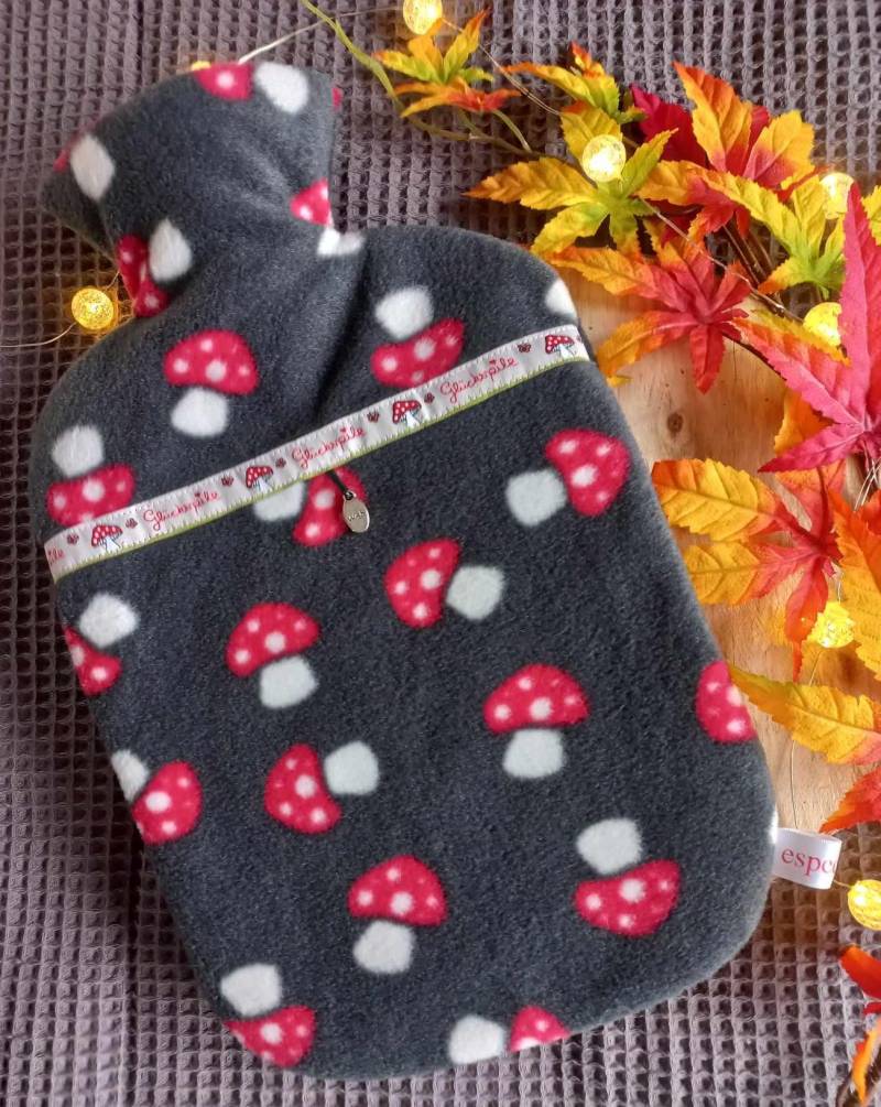Glückspilz Wärmflasche Glückspilz Wärmflasche von Etsy - misssewingsnail