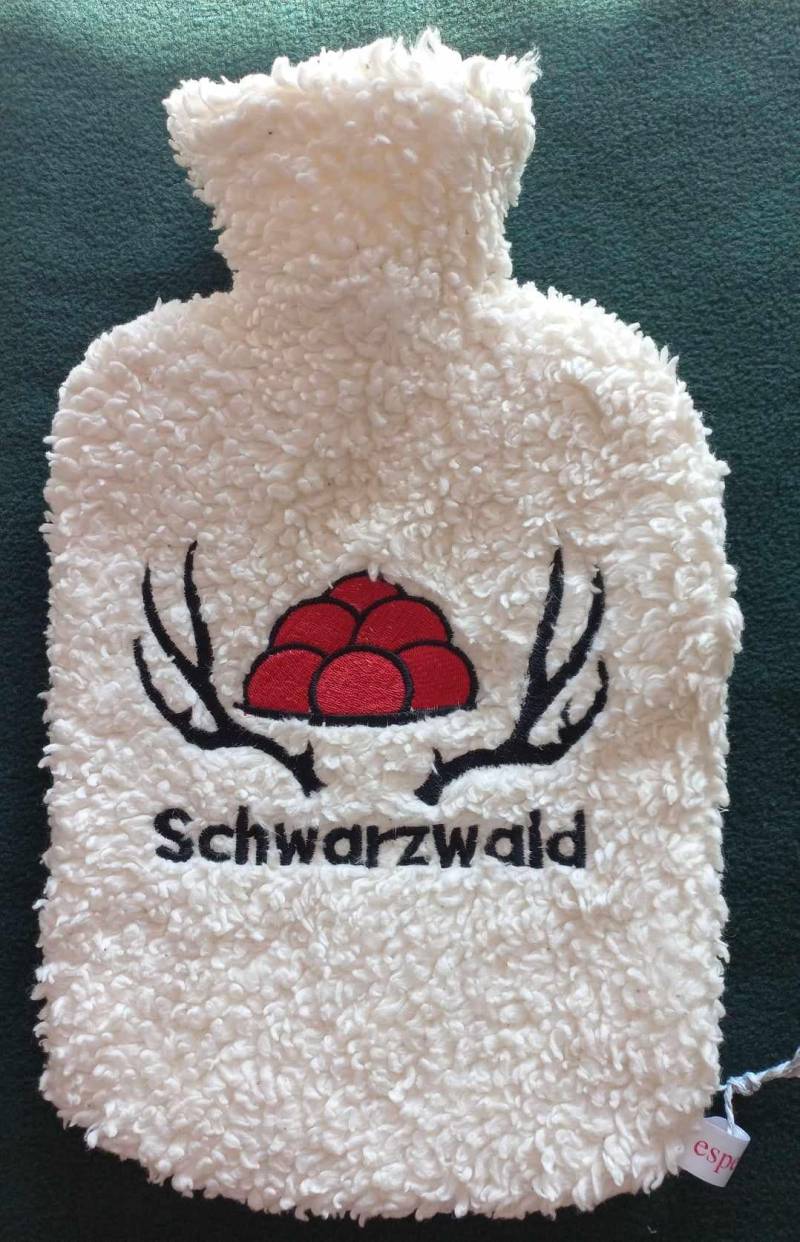 Wärmflasche Schwarzwald Wärmflasche Schwarzwald von Etsy - misssewingsnail