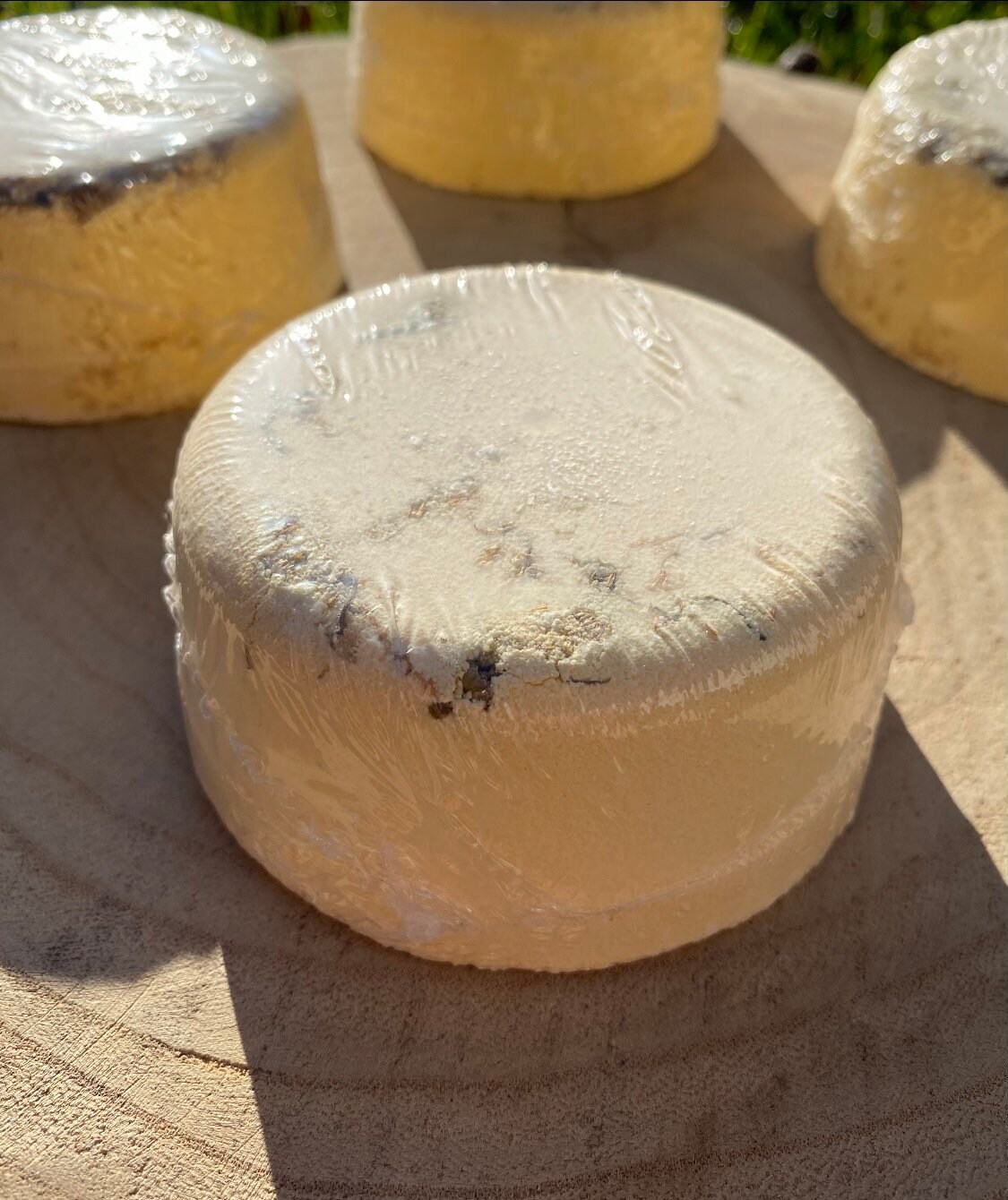"Handgemachte "Schätze Der Natur" Badebombe Ca. 200G 90x90x30mm; Handgemachte "Kraft Natur" Badebomben 90x90x30mm "Handgemachte "Schätze Der Natur" Badebombe Ca. 200G 90x90x30mm; Handgemachte "Kraft Natur" Badebomben 90x90x30mm von Etsy - mizuh