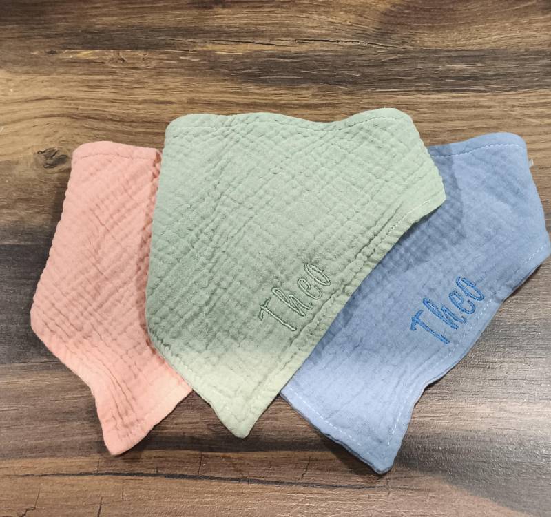 Lätzchen, Sabberlatz, Musselin, Mit Namen Lätzchen, Sabberlatz, Musselin, Mit Namen von Etsy - momentevollliebe