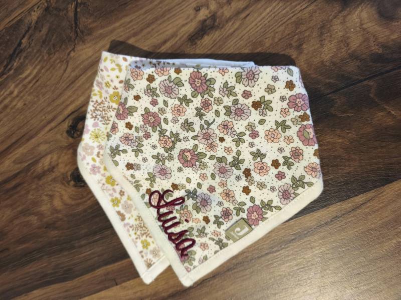 Lätzchen Mit Namen Bestickt, Blumenmotiv, Sabberlatz, Geschenk von Etsy - momentevollliebe