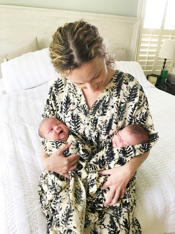 Passender Neugeborenen Swaddle Tuch, Baby Decke, Wrap, Babyshower Geschenk, Baumwolle Spucktuch von Etsy - mommyrobeclothing