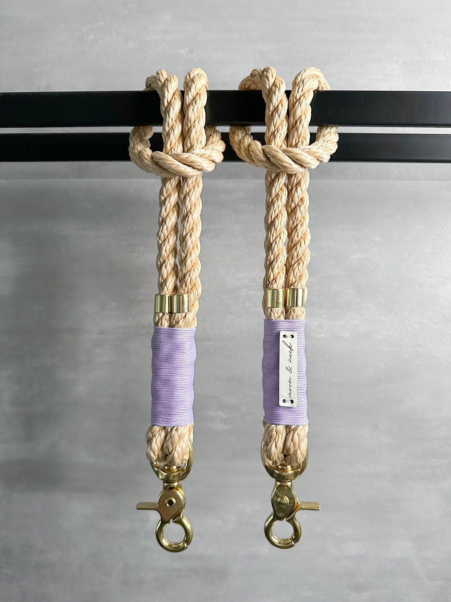 Beige Lila Gold Taschenhalter Kinderwagen Geschenkidee Babyparty von Etsy - moonandneck