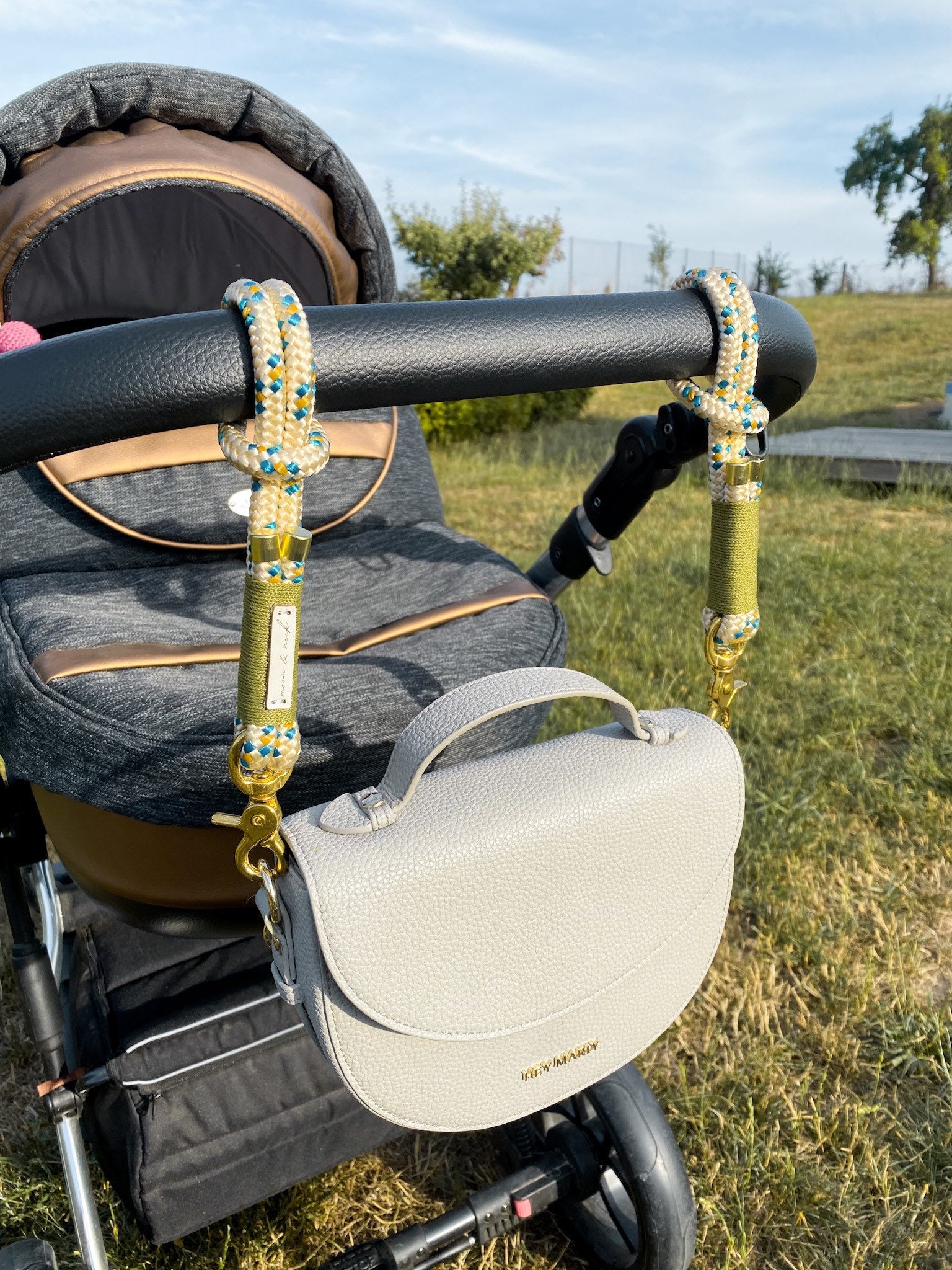 Taschenhalter Für Kinderwagen Mit Karabiner - Haken Wickeltasche Halterung Geschenk Zur Geburt Babyparty von Etsy - moonandneck