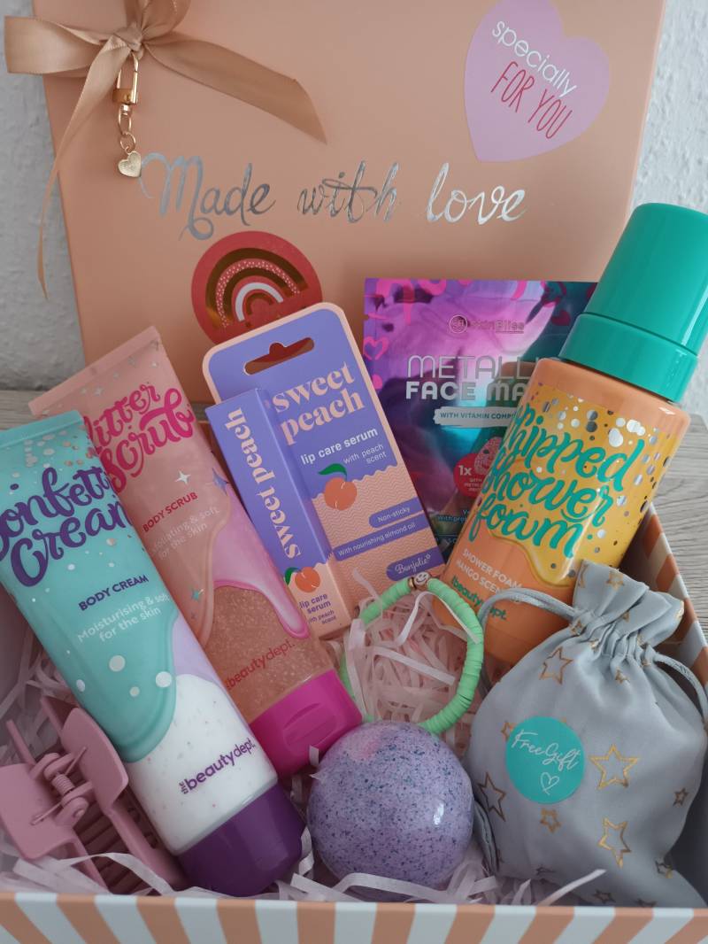 Beautybox Vegan, Set, Geschenk, Geschenkbox Personalisiert, Ausgefallene Kosmetik, Glossybox, Frauen, Wellness, Ausgefallene Geschenkidee von Etsy - mybeautyshopbox