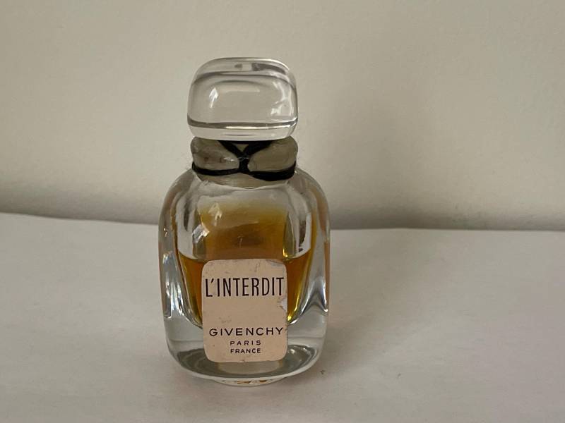 Givenchy L'interdit Parfum Parfüm 1 Oz Versichert. Jahrgang Givenchy L'interdit Parfum Parfüm 1 Oz Versichert. Jahrgang von Etsy - mybliss2010