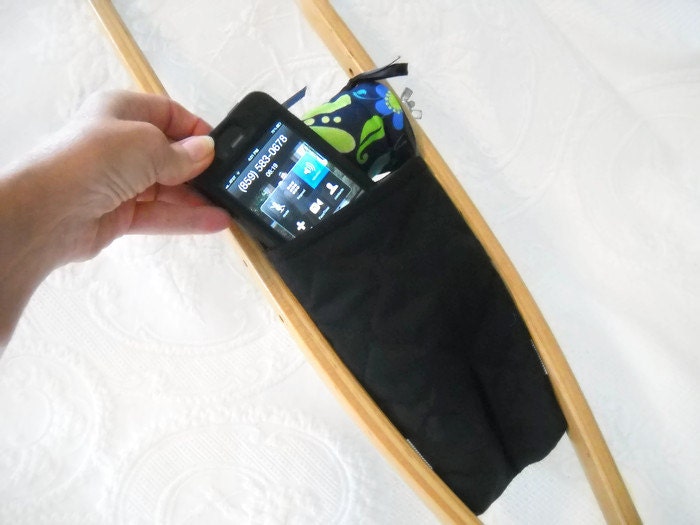 Krückenpolster Geldbörse Basic Schwarz, Handy-Krückenpolster, Fleece-Krückenpolster Zubehör, Waschbare Krücken-Wraps Krückenpolster Geldbörse Basic Schwarz, Handy-Krückenpolster, Fleece-Krückenpolster Zubehör, Waschbare Krücken-Wraps von Etsy - myscap
