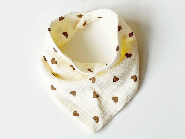 Musselin Halstuch "Herzen' Für Baby Ecru Musselin Halstuch "Herzen' Für Baby Ecru von Etsy - nadelspinnereiwerk