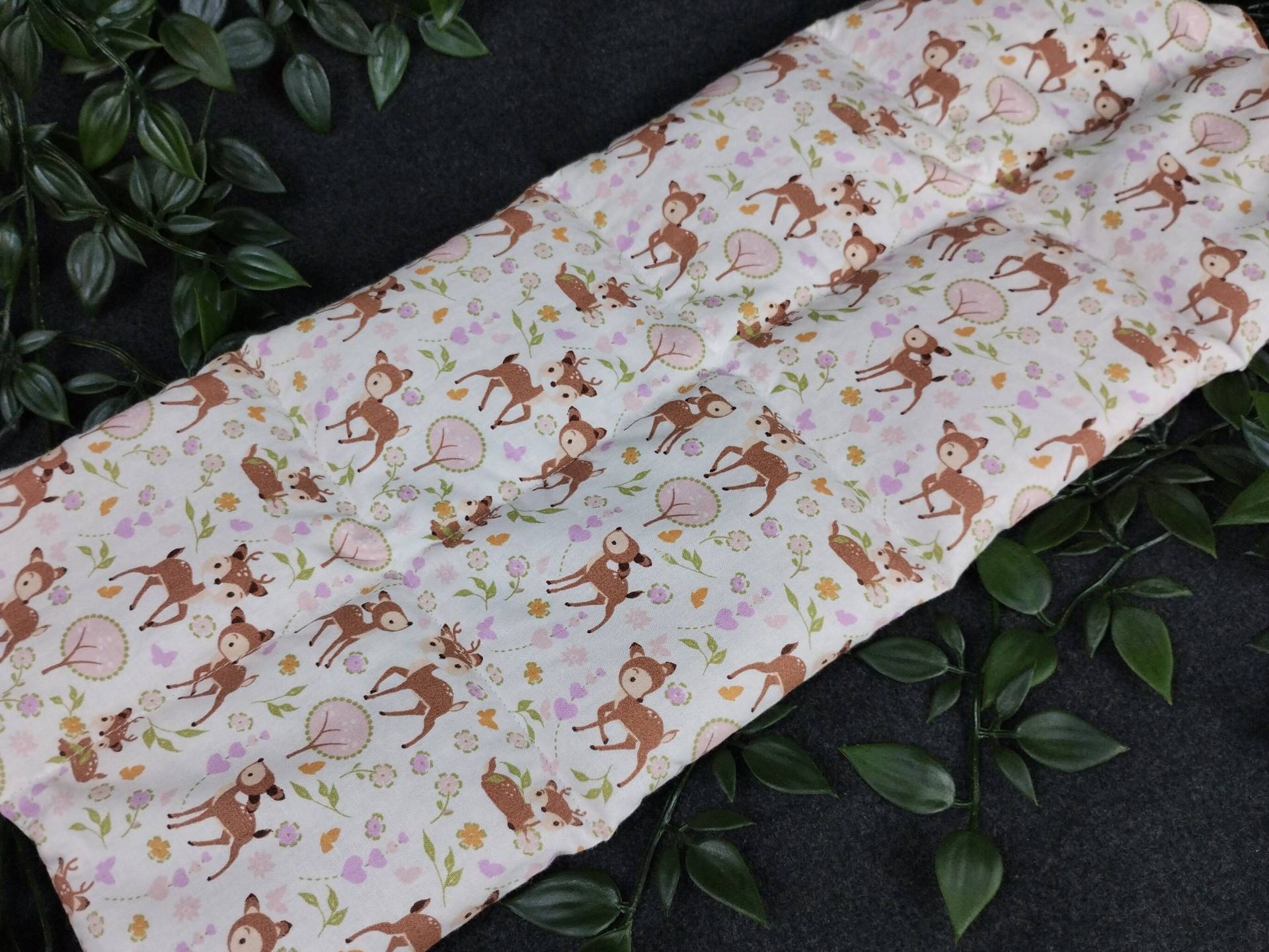 Dinkel - Wärmekissen in Unterschiedlichen Größen Mit Niedlichem Rehmotiv Auf Weißem Stoff Dinkel - Wärmekissen in Unterschiedlichen Größen Mit Niedlichem Rehmotiv Auf Weißem Stoff von Etsy - nadelundholz