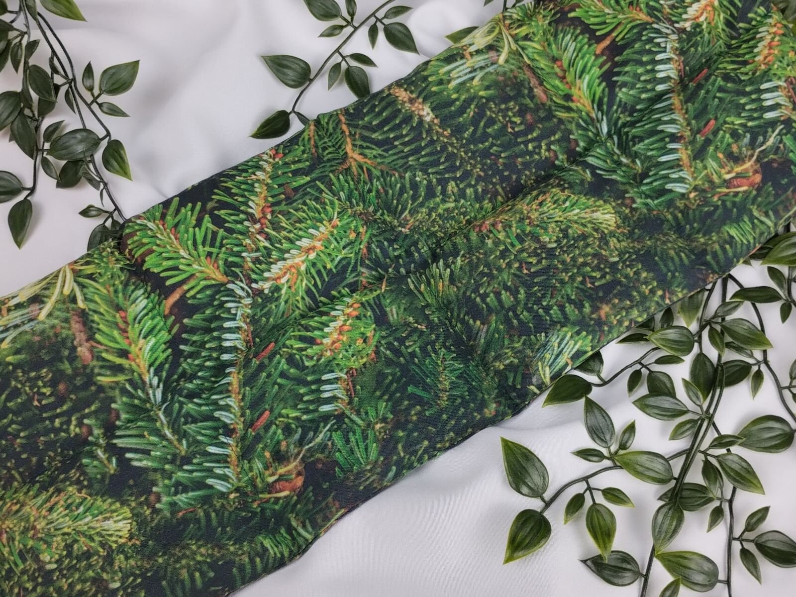 Dinkel- Wärmekissen in Unterschiedlichen Größen Und Wahlweise Einem Bezug - Tannenmotiv Dinkel- Wärmekissen in Unterschiedlichen Größen Und Wahlweise Einem Bezug - Tannenmotiv von Etsy - nadelundholz