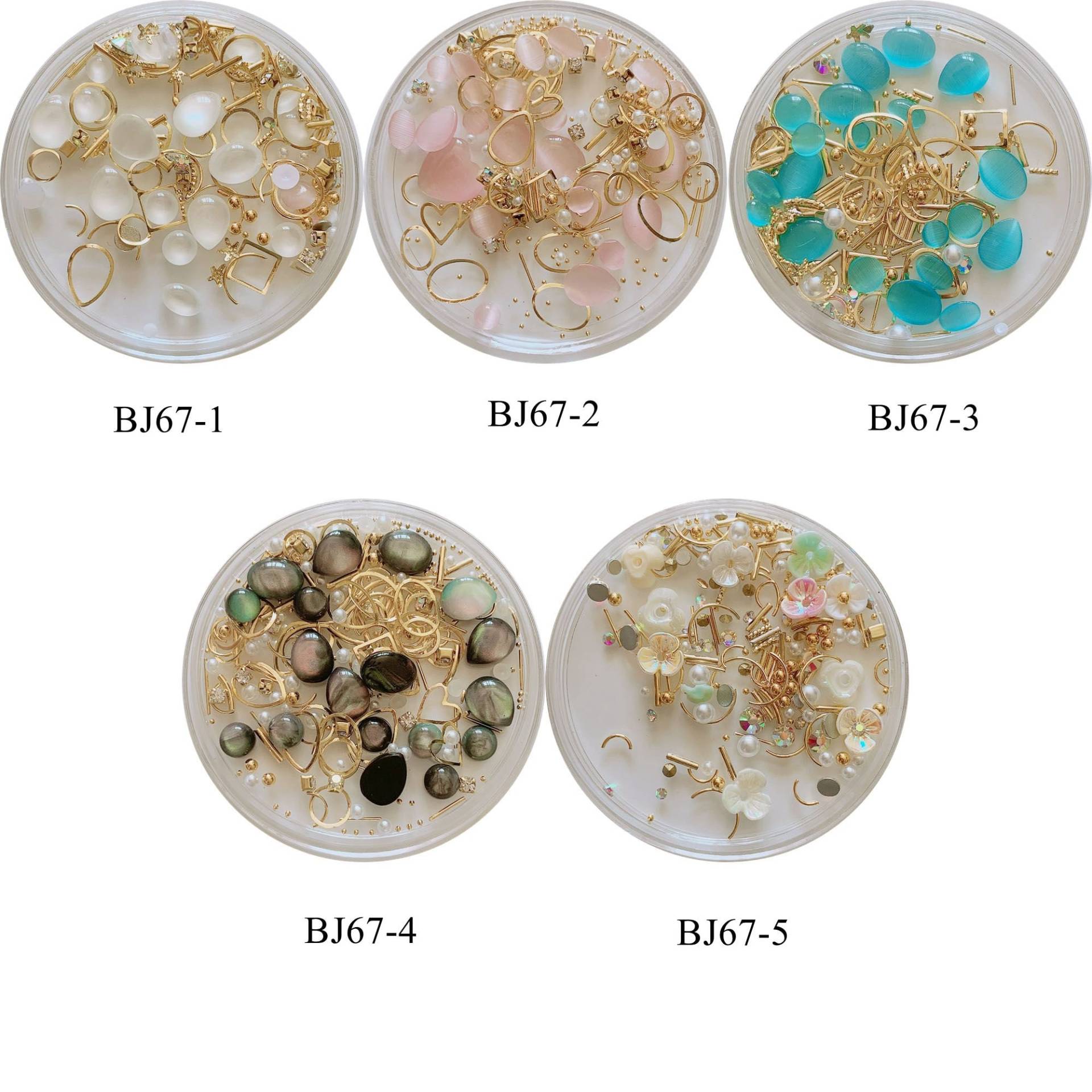 1Jar Nail Art Mix Dekorationen Stein Mit Metall Stud Und Blume Nieten Gemischt in Gläsern Bj67 1Jar Nail Art Mix Dekorationen Stein Mit Metall Stud Und Blume Nieten Gemischt in Gläsern Bj67 von Etsy - nailartfairy